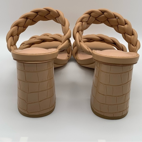 BRAIDED Slip on Sandal Size 7.5 Tan Vegan Leather Block Heel‎ Open Toe Neutral - Picture 3 of 14